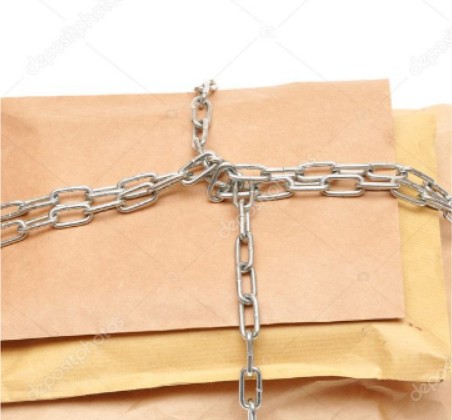 Collo con etichetta Fragile